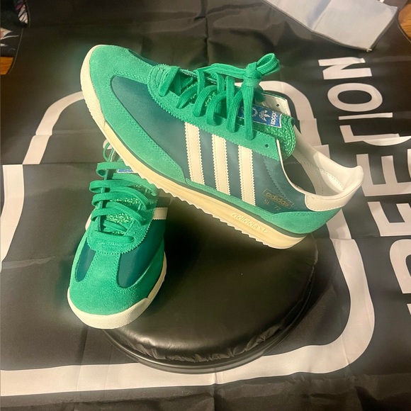 adidas Classic SL ‘72 Green and White Sneakers - Picture 1 of 7